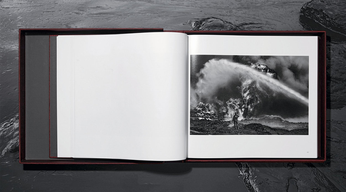 Sebastião Salgado. Kuwait. A Desert on Fire (English) (SA)