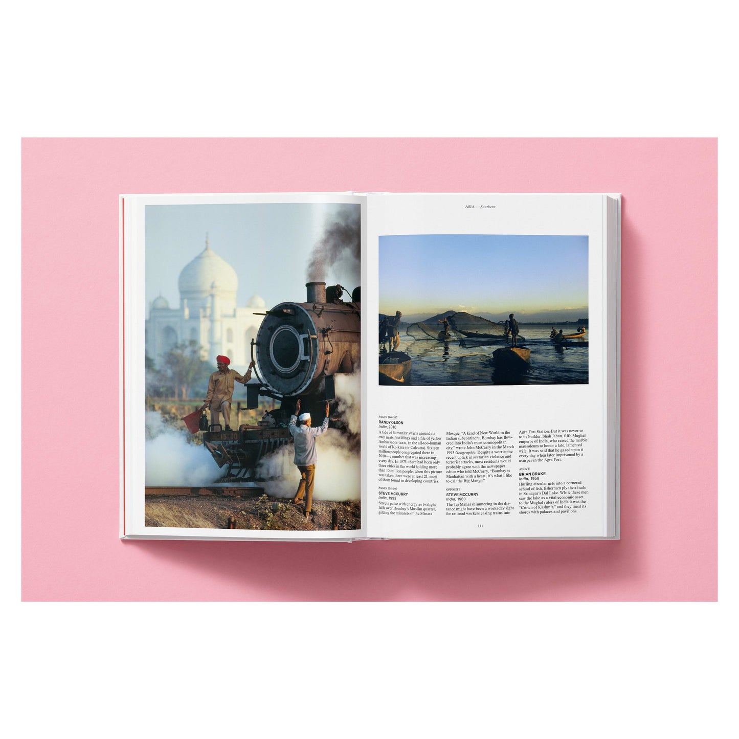 National Geographic. Around the World in 125 Years (English)