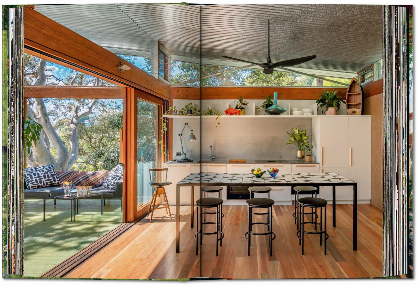 Homes for Our Time. Sustainable Living (German, French, English)