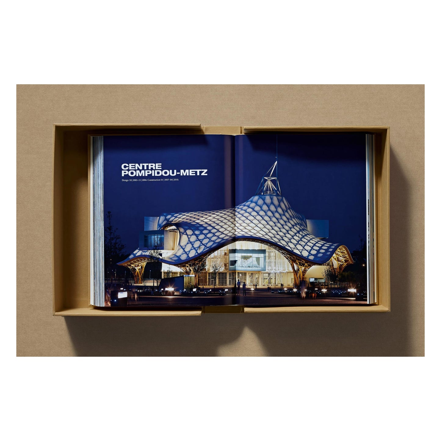 Shigeru Ban. Complete Works 1985–Today. Art Edition ‘Bamboo Gridshell Roof’, 2023 (German, French, English) (AP)