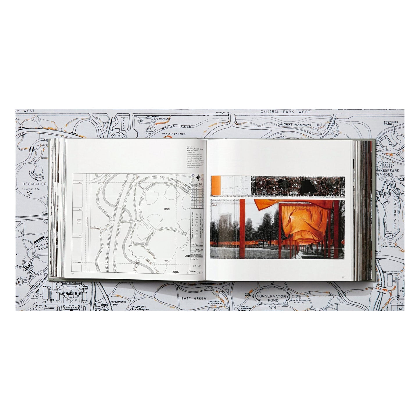 Christo and Jeanne-Claude. The Gates (English) (AP)