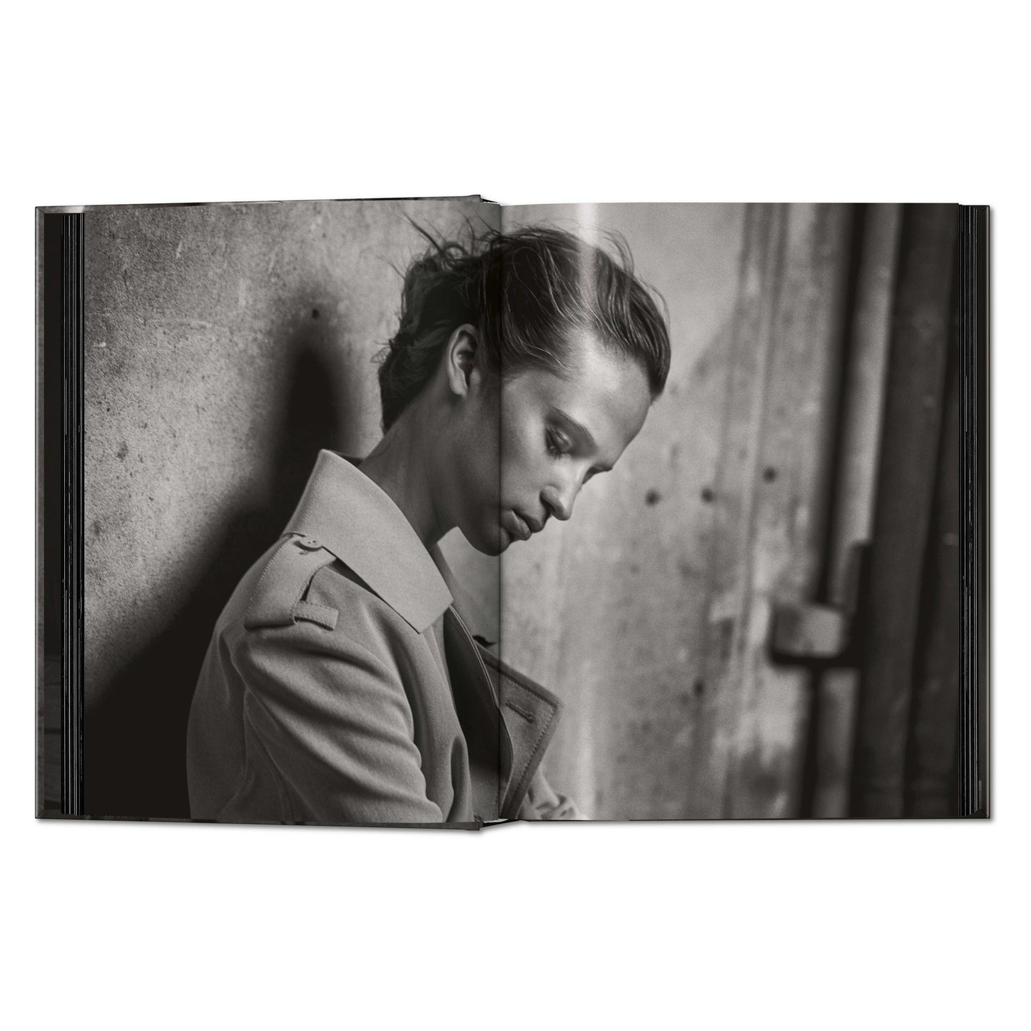 Peter Lindbergh. Shadows on the Wall. 45th Ed. (German, French, English)