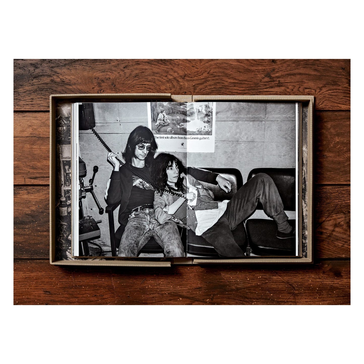 Lynn Goldsmith. Patti Smith. Before Easter After (English) (SA)