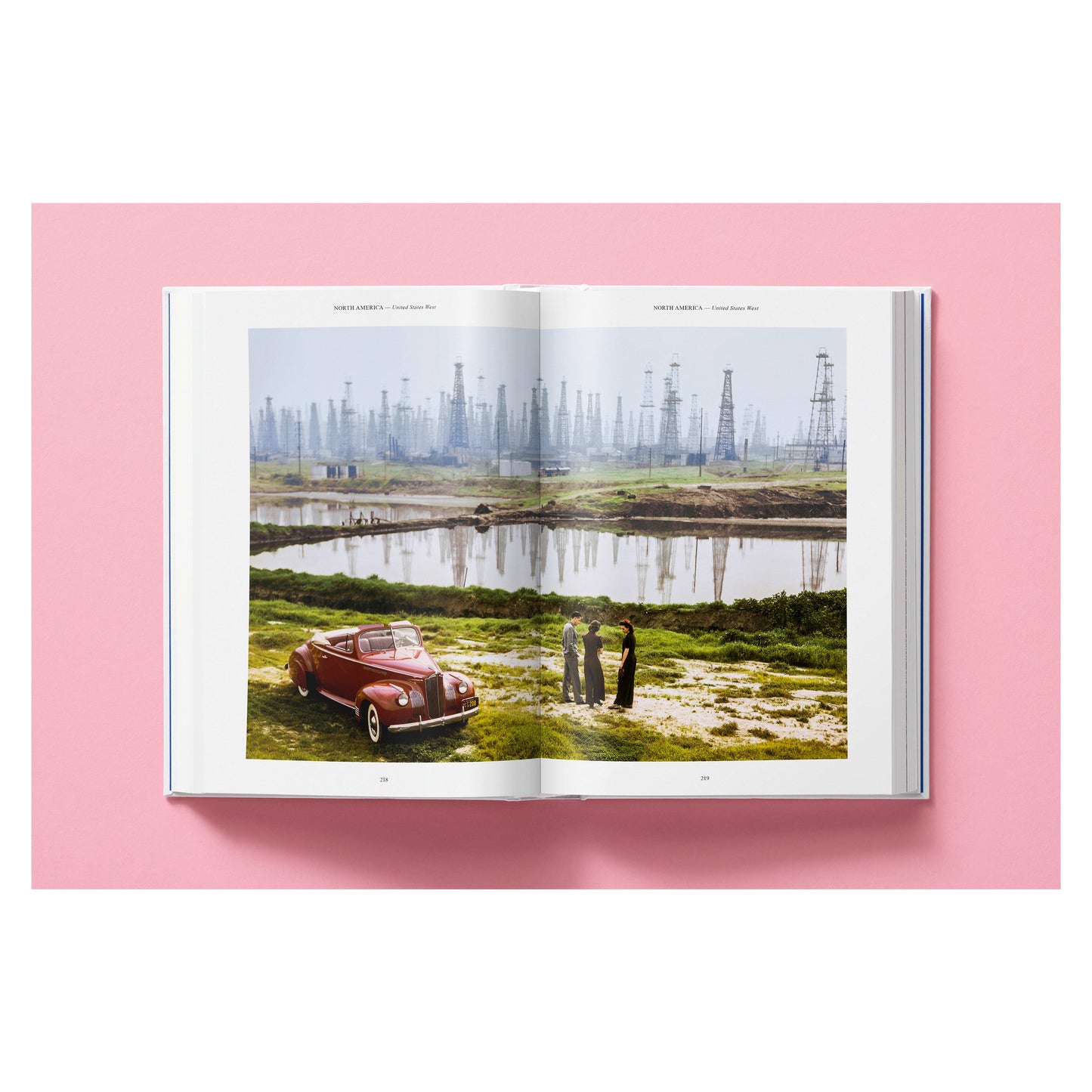 National Geographic. Around the World in 125 Years (English)