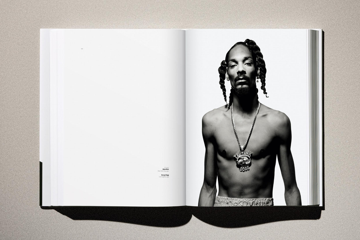 Albert Watson. Kaos. 2nd Edition. Art Edition No. 51–100, 'Monkey with Gun, New York City’, 1992 (German, French, English)