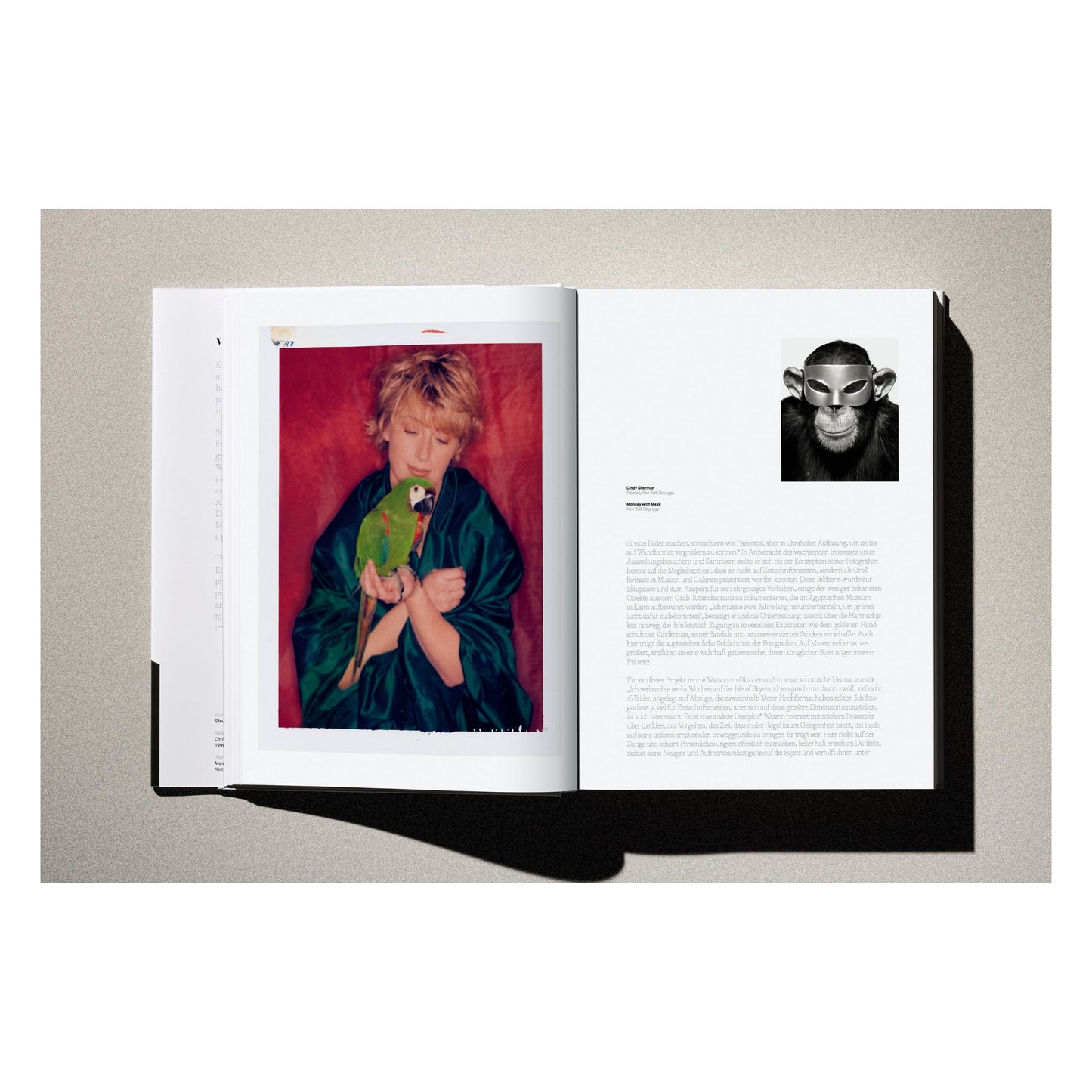 Albert Watson. Kaos. 2nd Edition. Art Edition No. 151-200, 'Keith Richards, New York City', 1988 (German, French, English) (AP)