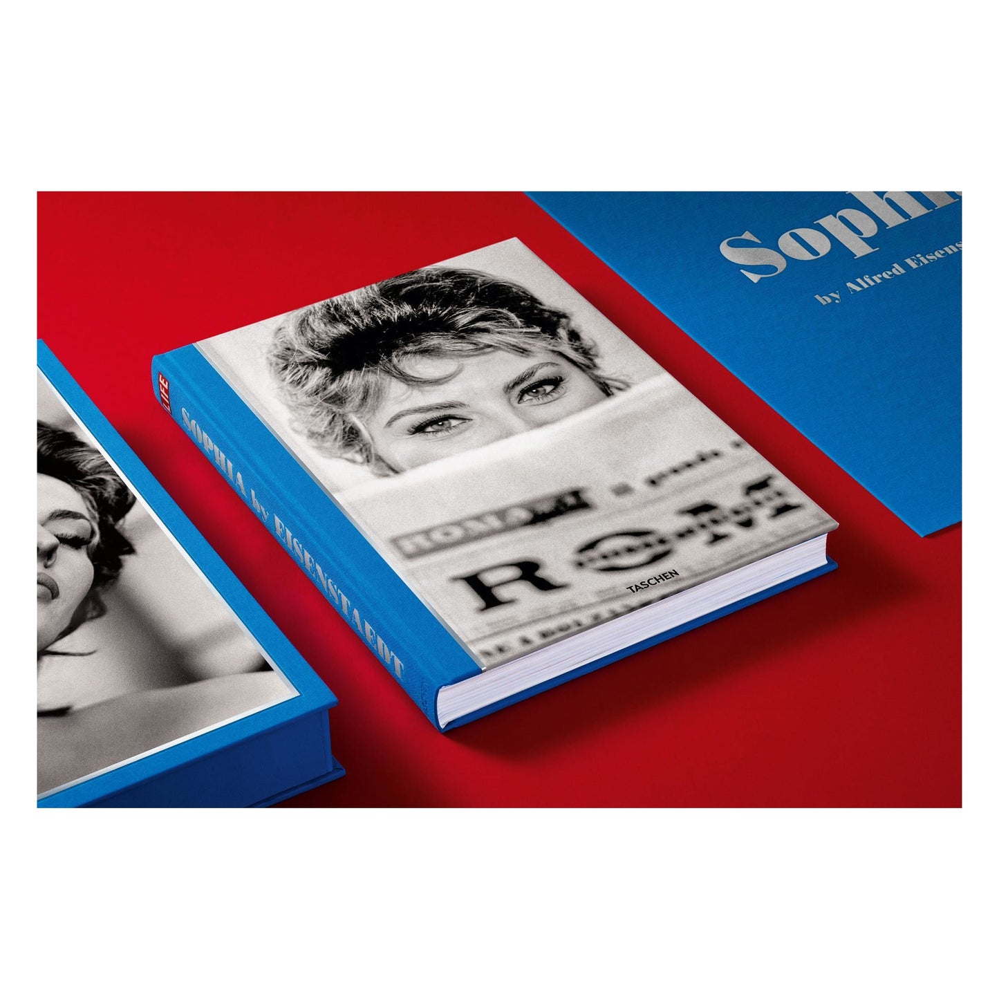 Sophia by Eisenstaedt. Art Edition No. 1–100, ‘Tuscany’, 1961 (English)