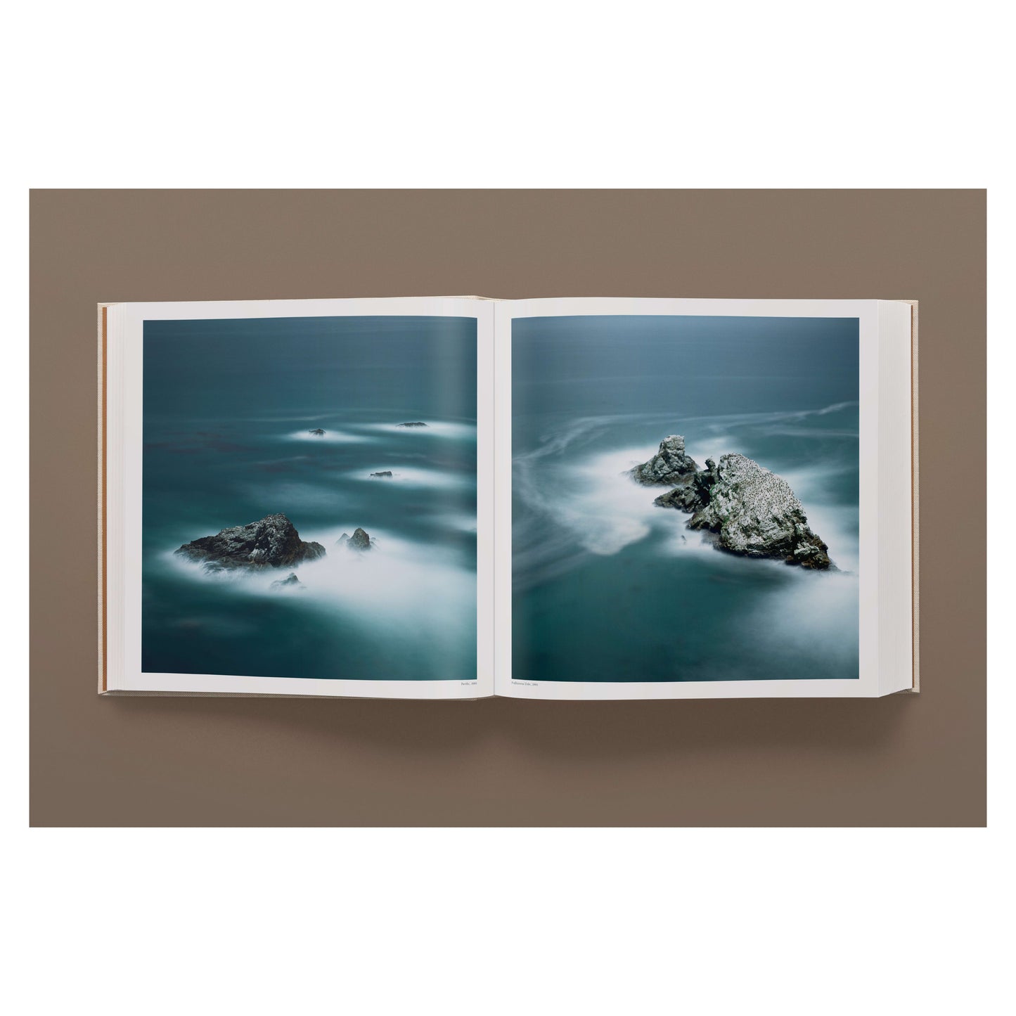 Darren Almond. Fullmoon. Art Edition No. 1–60, ‘Fullmoon@Pentre Ifan’ (German, French, English)