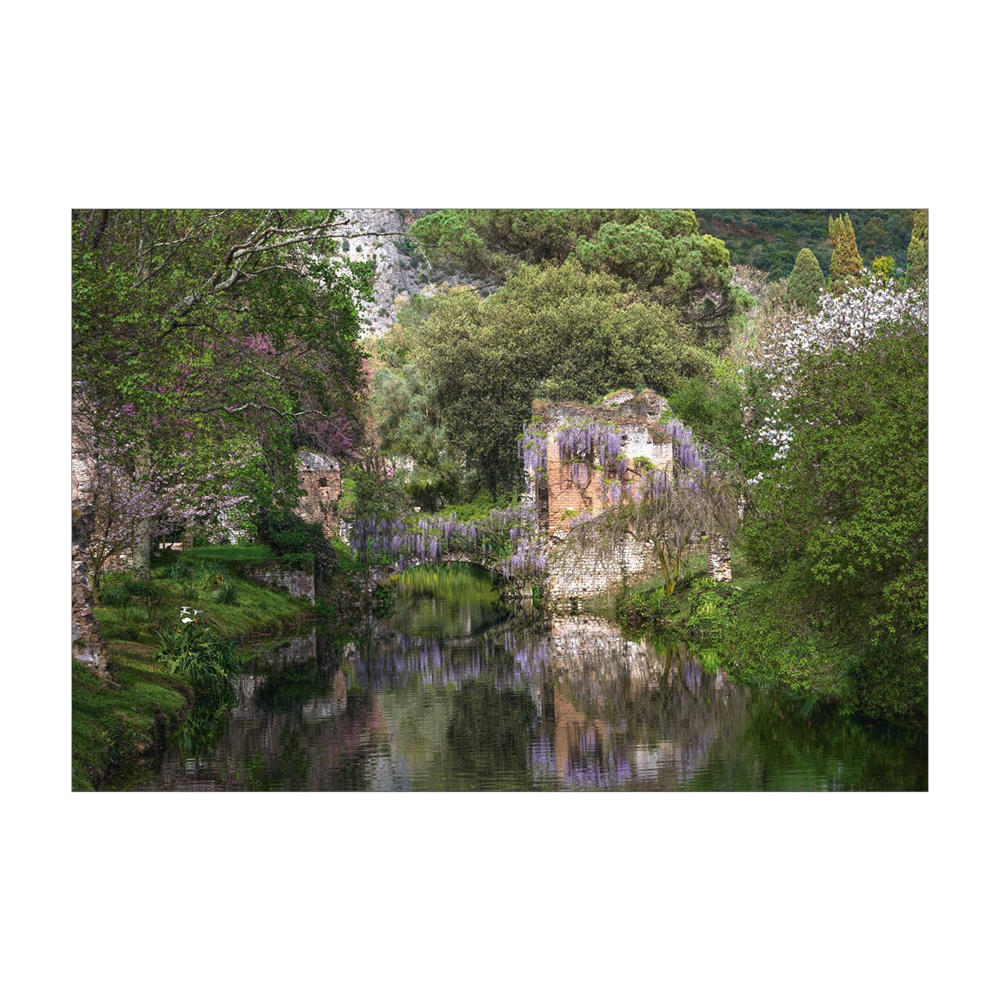 Listri. European Gardens (German, French, English)
