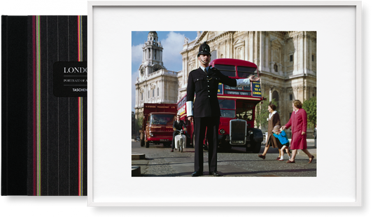 London. Portrait of a City, Paul Smith Edition No. 501–1,000 ‘Traffic Policeman’ (German, French, English)