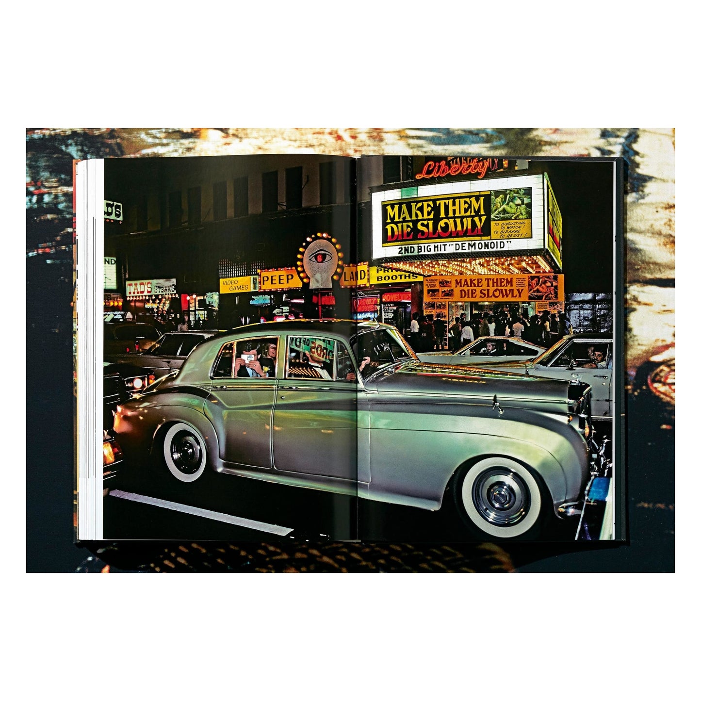 Marvin E. Newman. Art Edition No. 226–300 ‘42nd Street, 1983’ (English)
