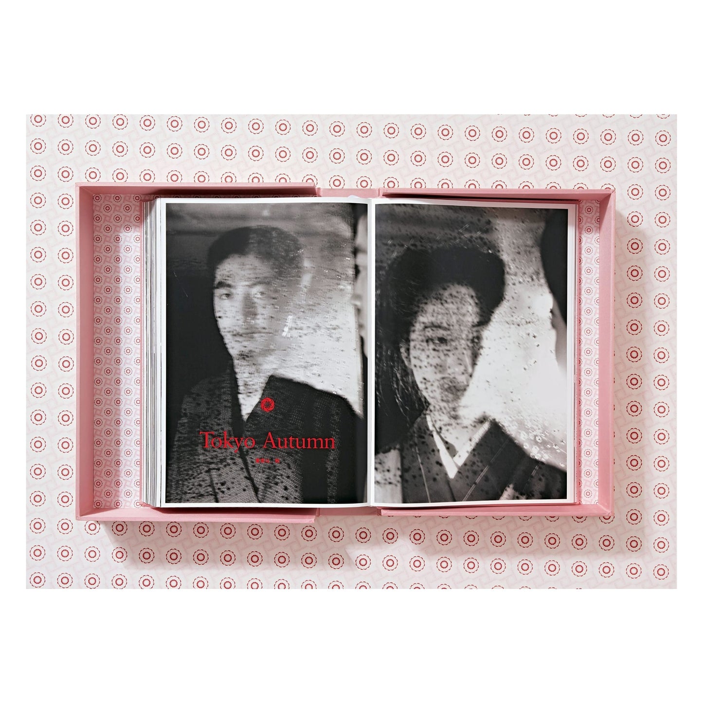 Araki (German, French, English) (SA)