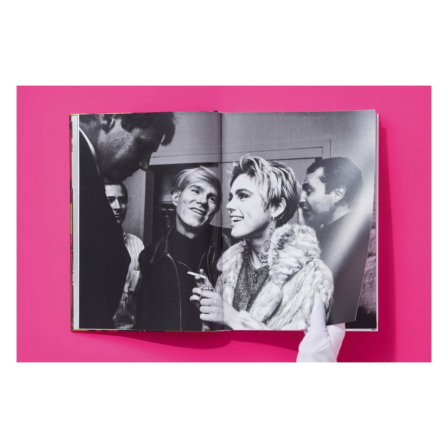 Steve Schapiro. Andy Warhol and Friends (English) (SA)