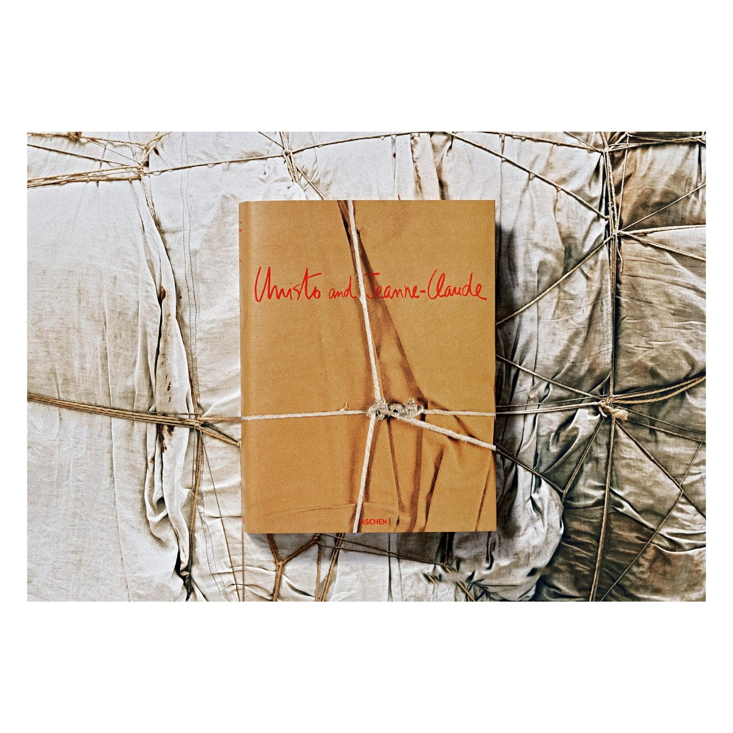 Christo and Jeanne-Claude. Updated Edition (German, French, English)