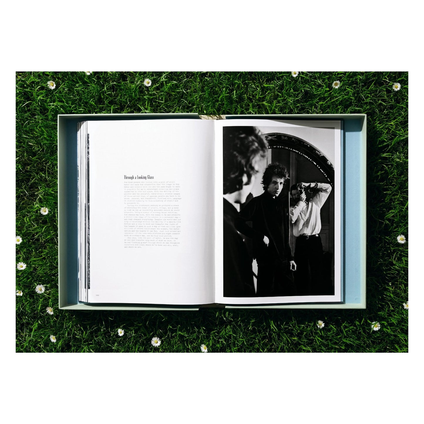 Daniel Kramer. Bob Dylan: A Year and a Day (German, French, English) (SA)