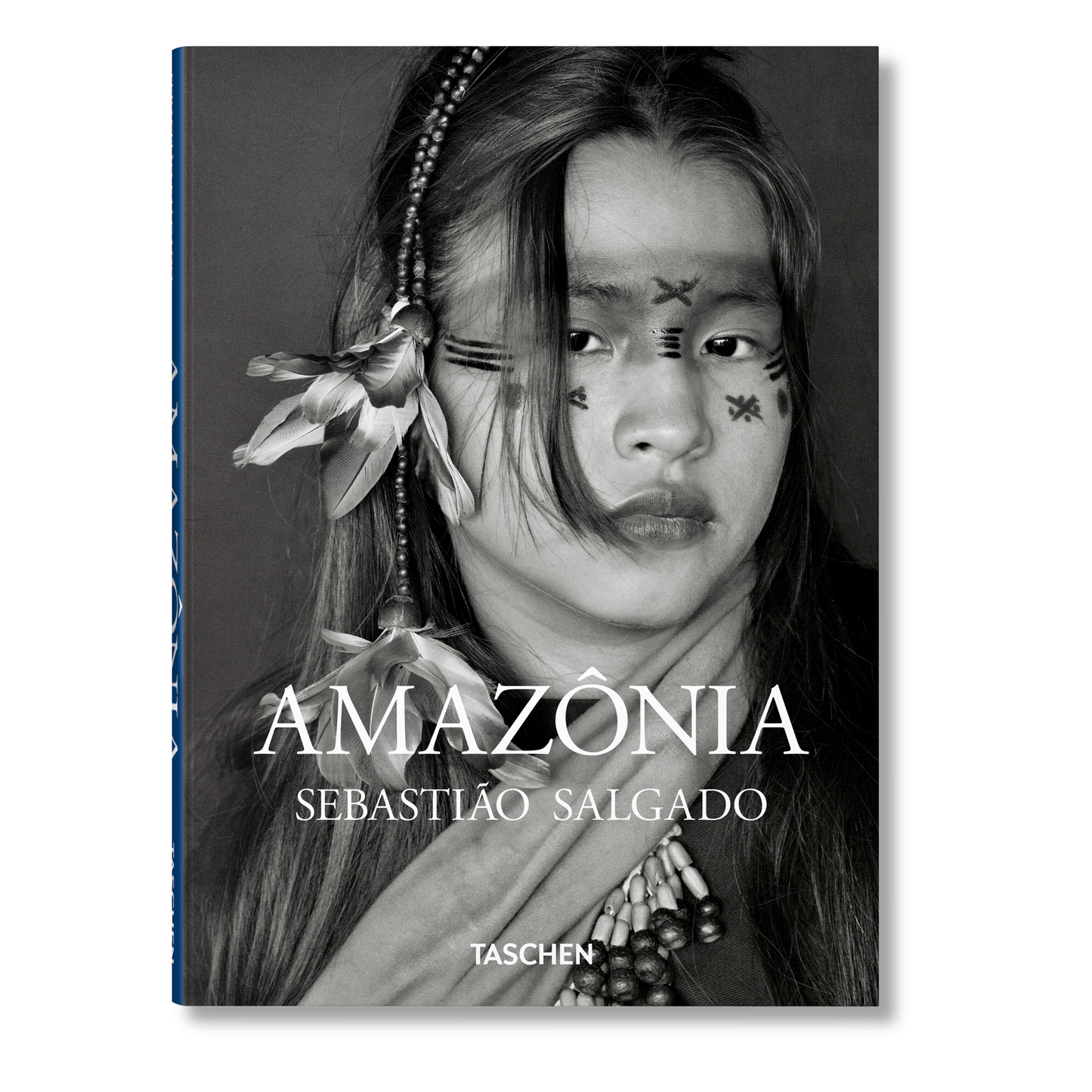 Sebastião Salgado. Amazônia (English)