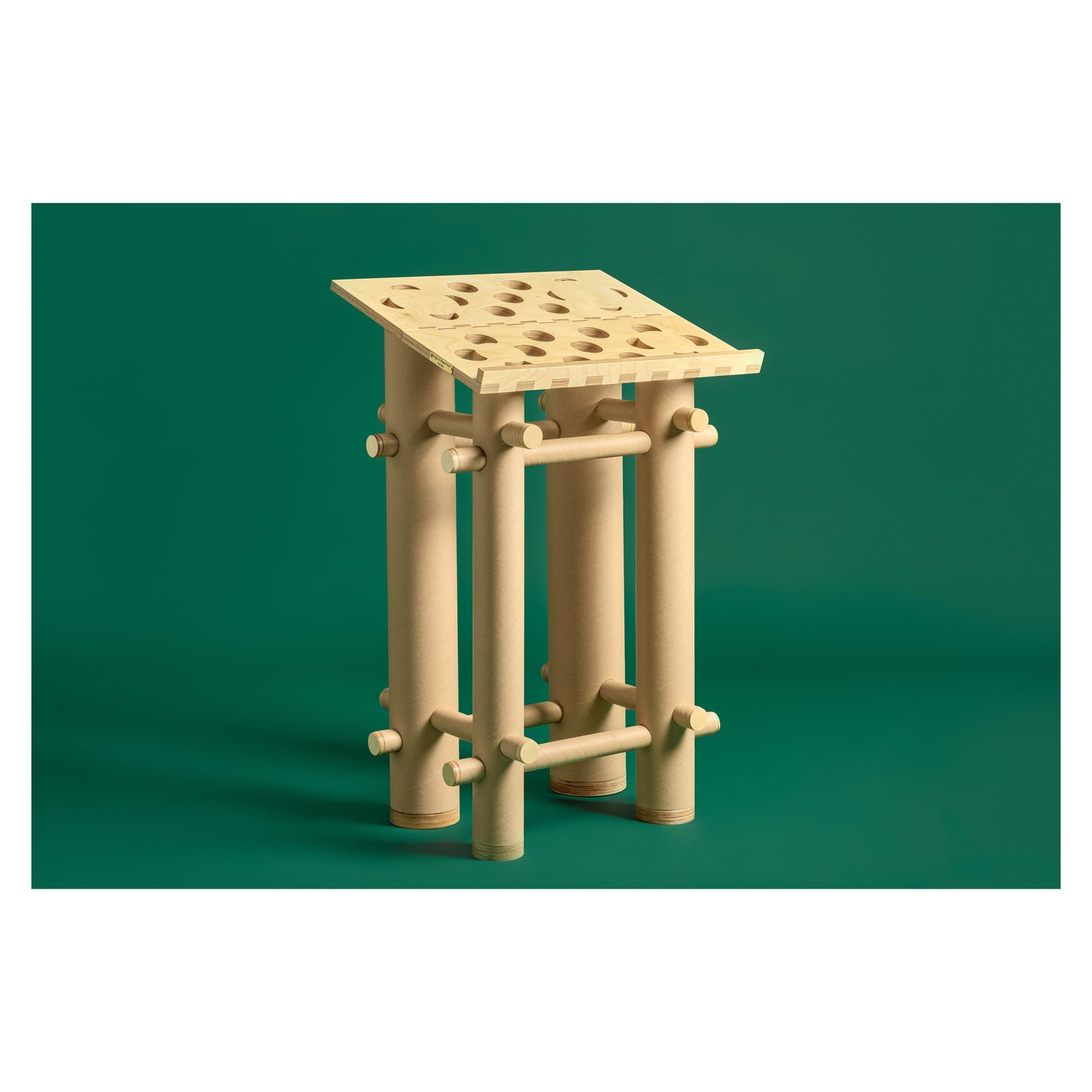 Shigeru Ban. Bookstand