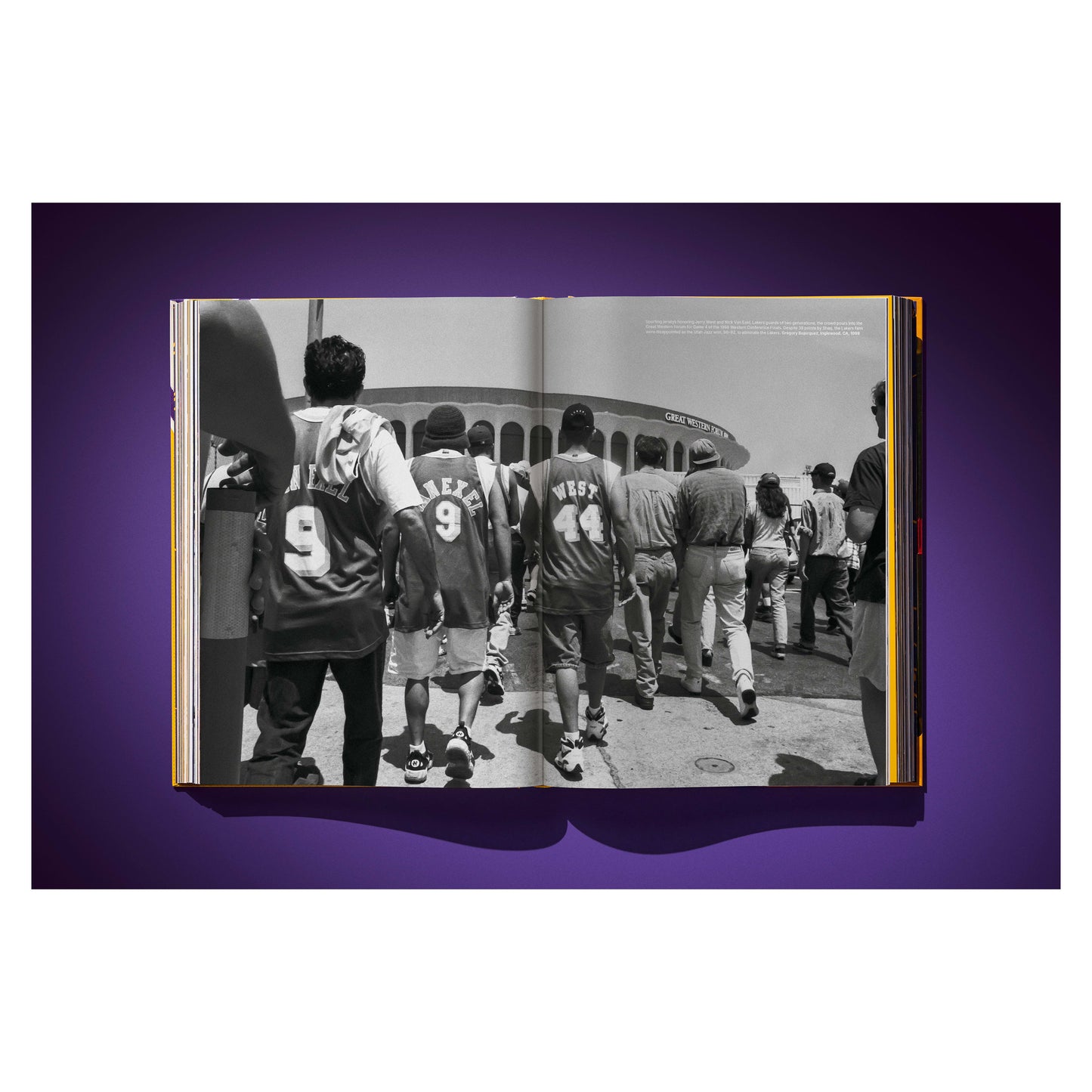 Lakers. An Official History of the Purple & Gold (English)