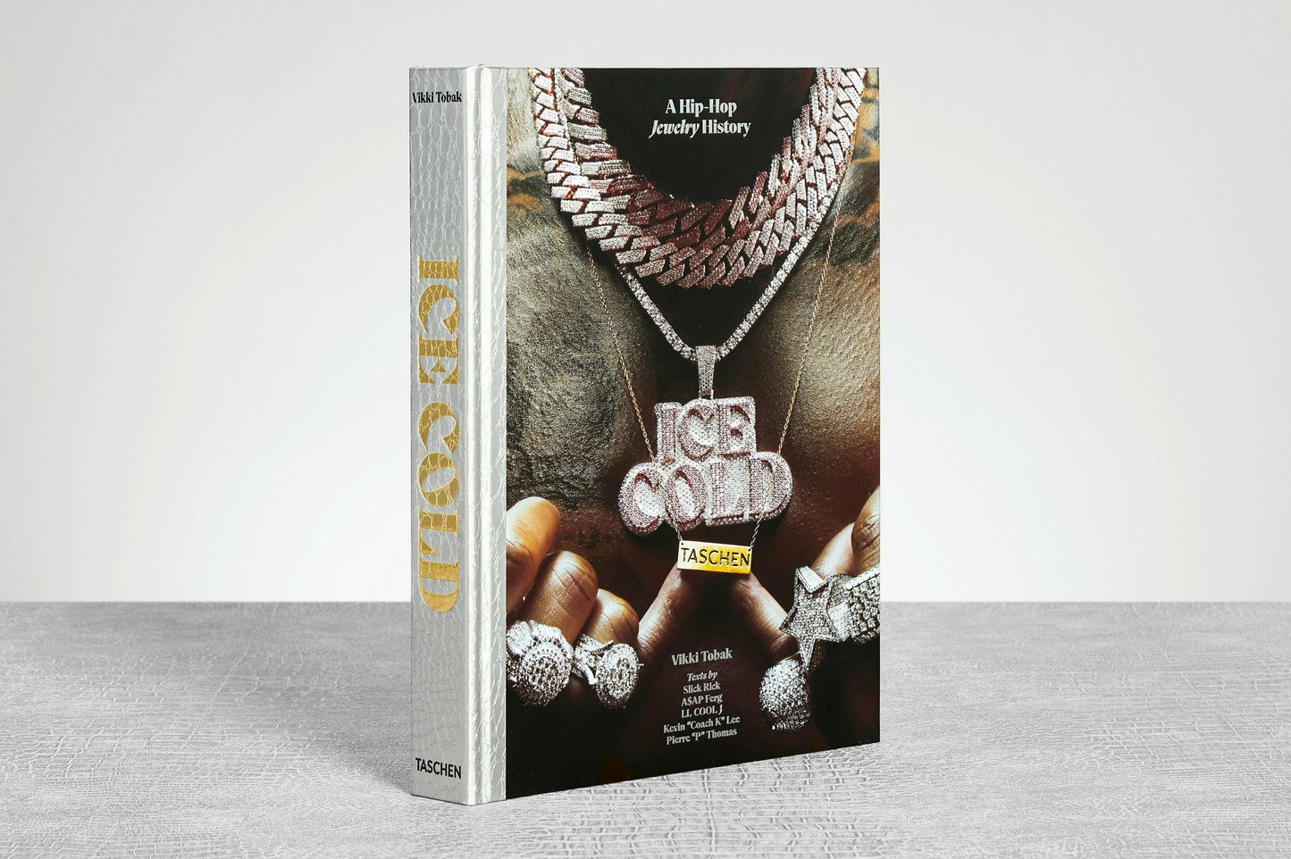 Ice Cold. A Hip-Hop Jewelry History (German, French, English)