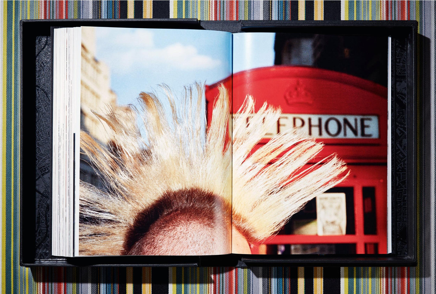 London. Portrait of a City, Paul Smith Edition No. 1–500 ‘Piccadilly Circus’ (German, French, English) (SA)