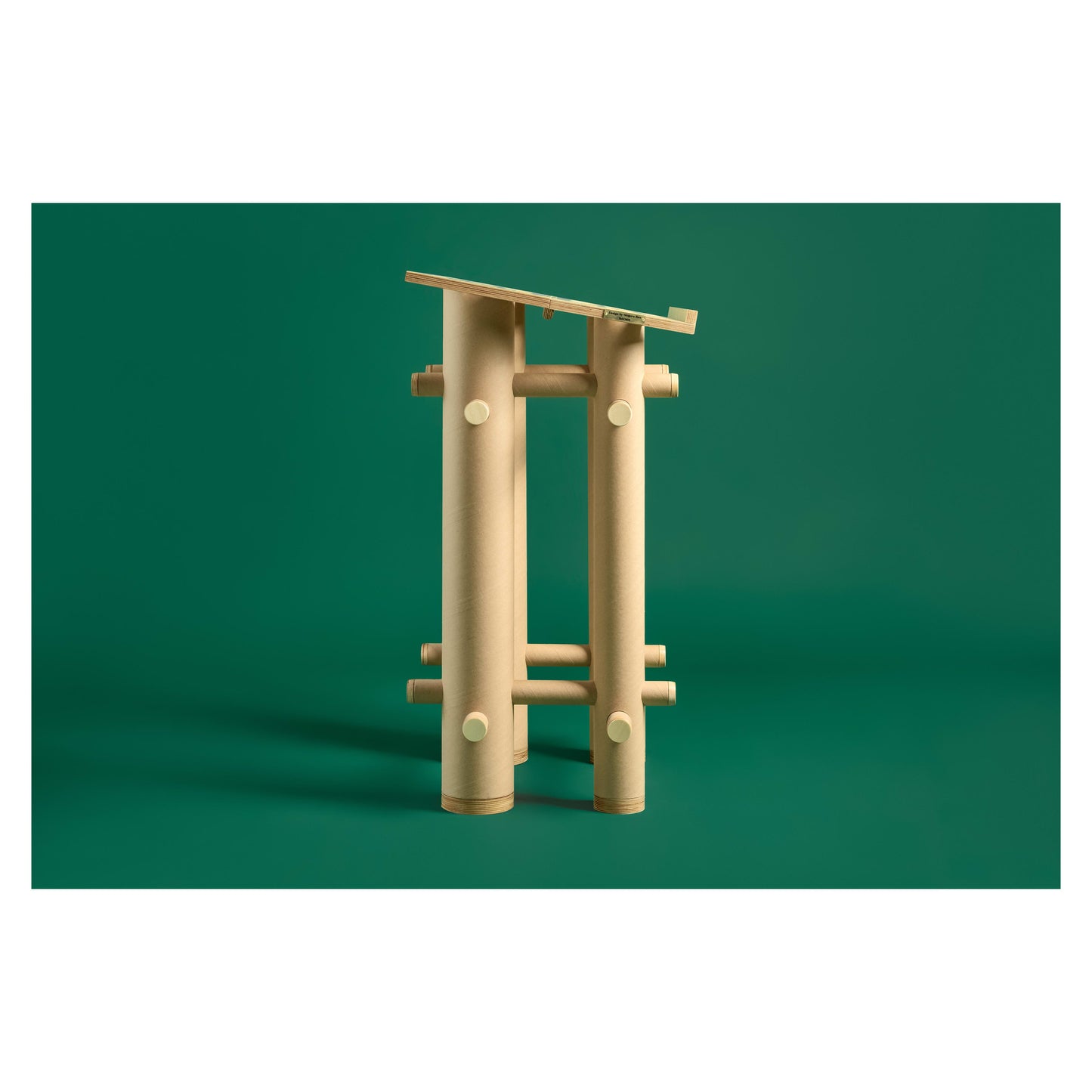 Shigeru Ban. Bookstand