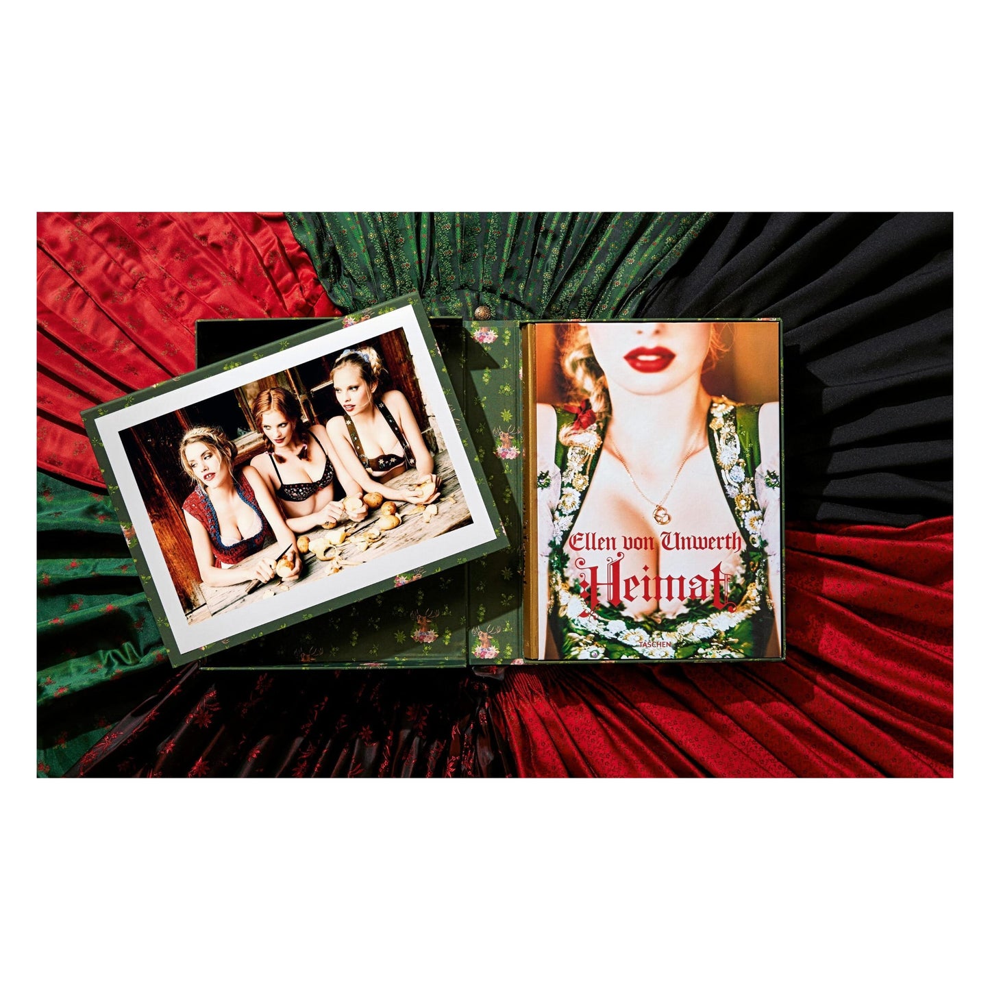 Ellen von Unwerth. Heimat, Art Edition No. 101–200 ‘The Cooks’ (German, French, English) (AP)