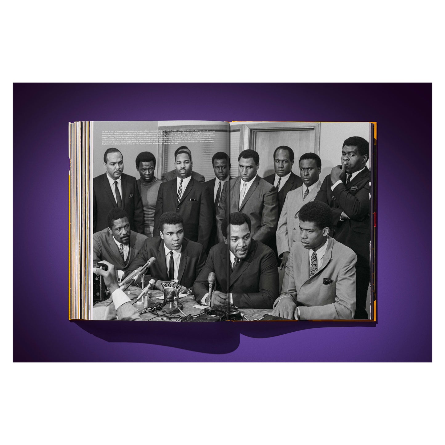 Lakers. An Official History of the Purple & Gold (English)