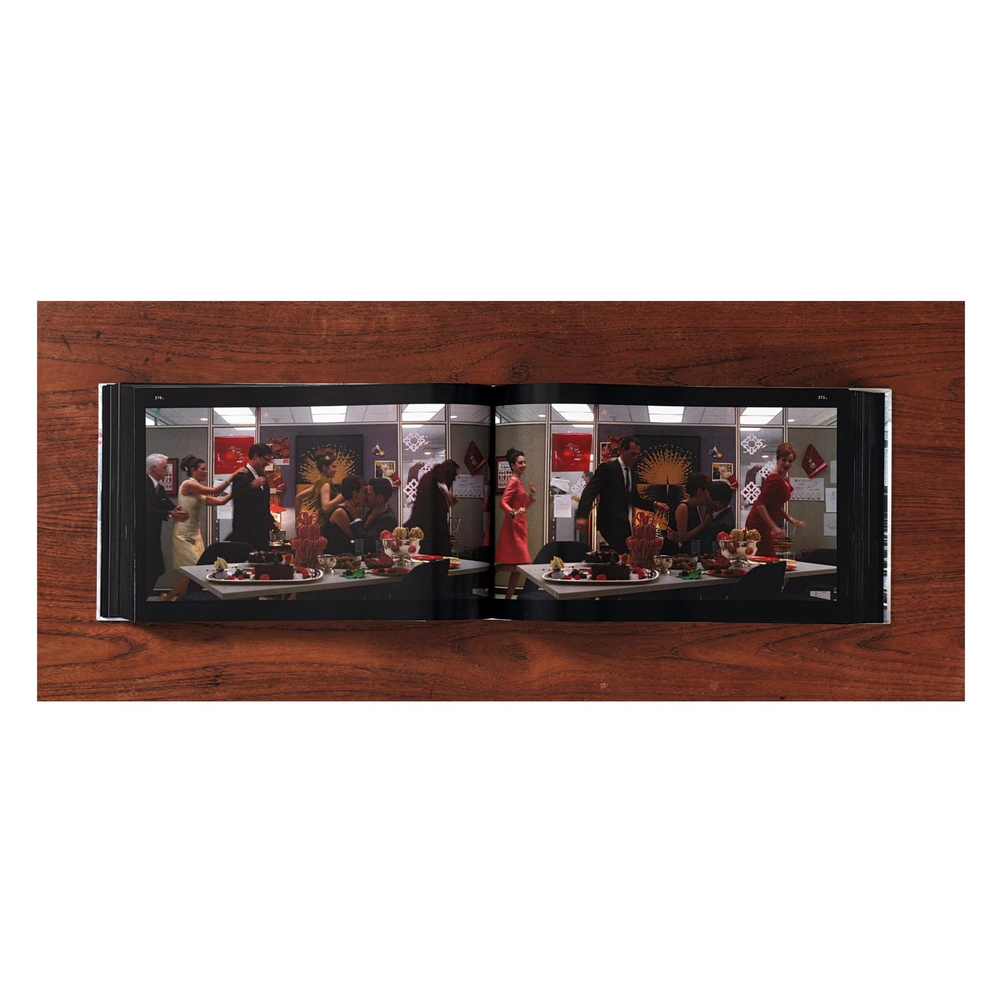 Matthew Weiner. Mad Men, Art Edition No. 1–500 (Script Edition) (English) (AP)