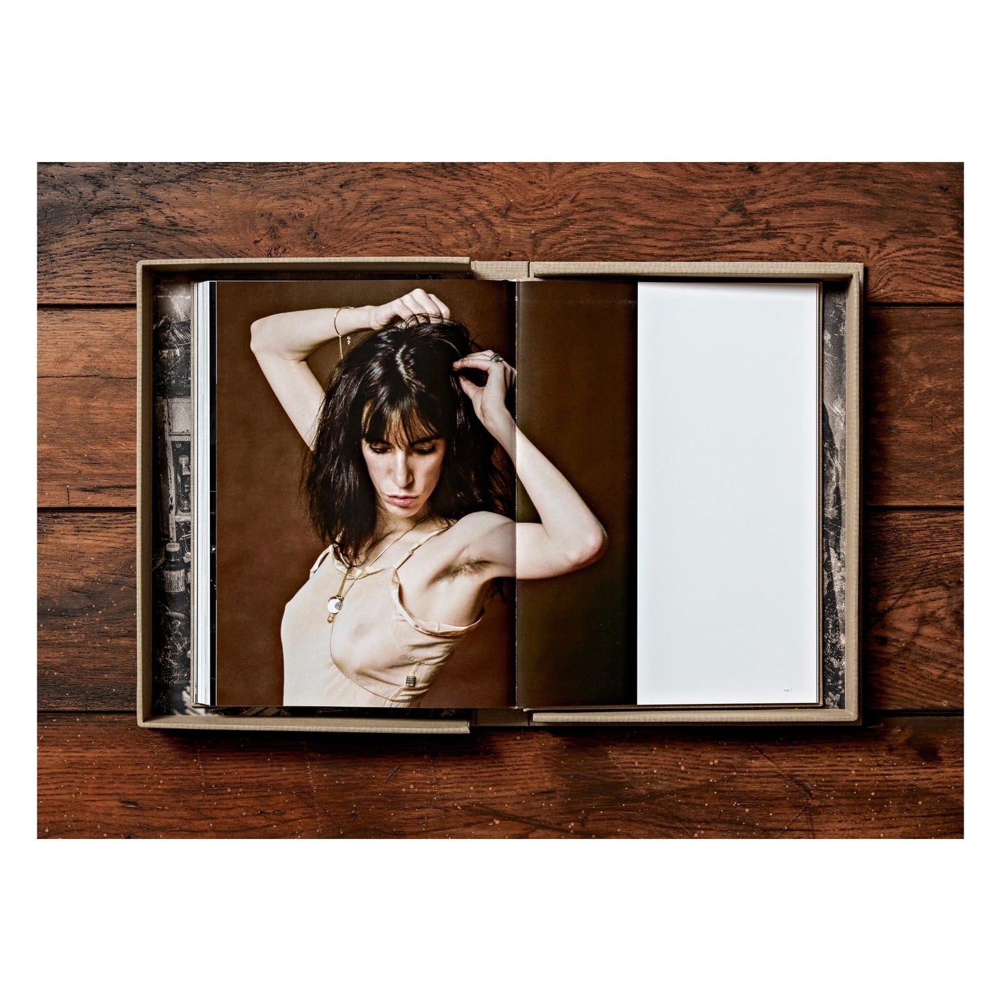 Lynn Goldsmith. Patti Smith. Before Easter After (English) (SA)