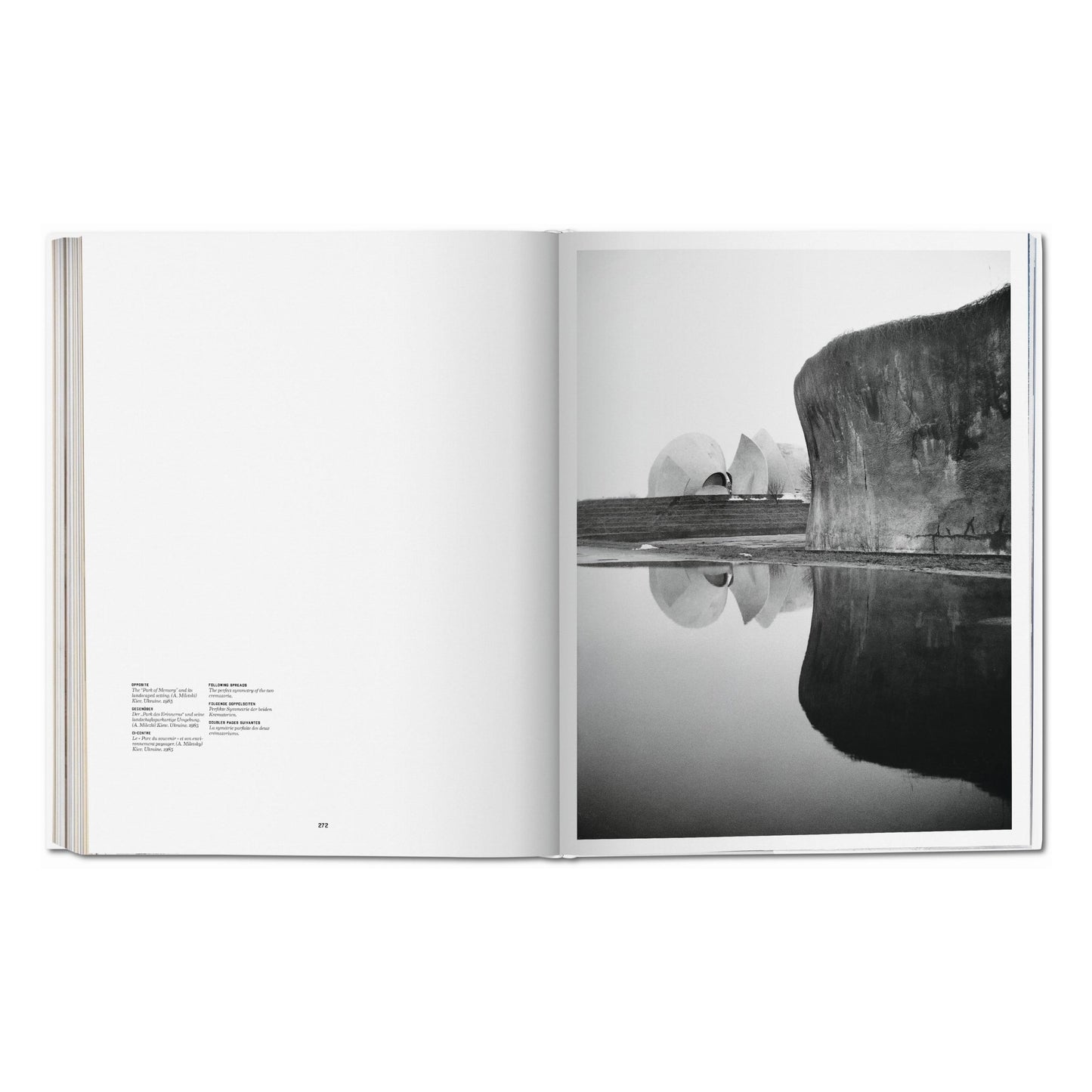 Frédéric Chaubin. CCCP. Cosmic Communist Constructions Photographed (German, French, English)