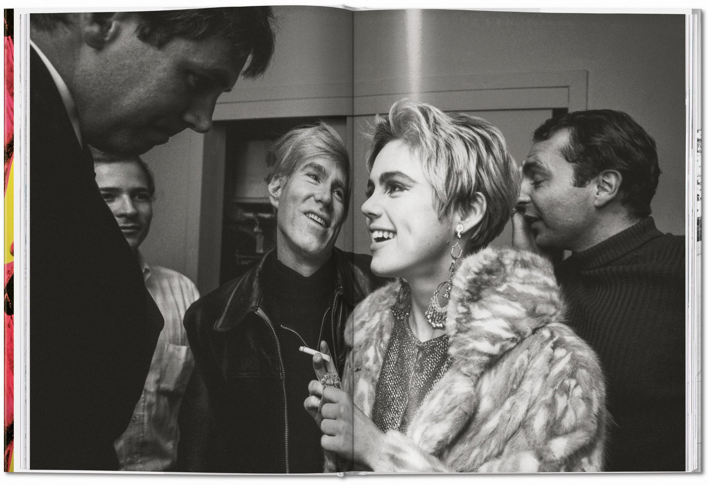 Steve Schapiro. Andy Warhol and Friends (English)