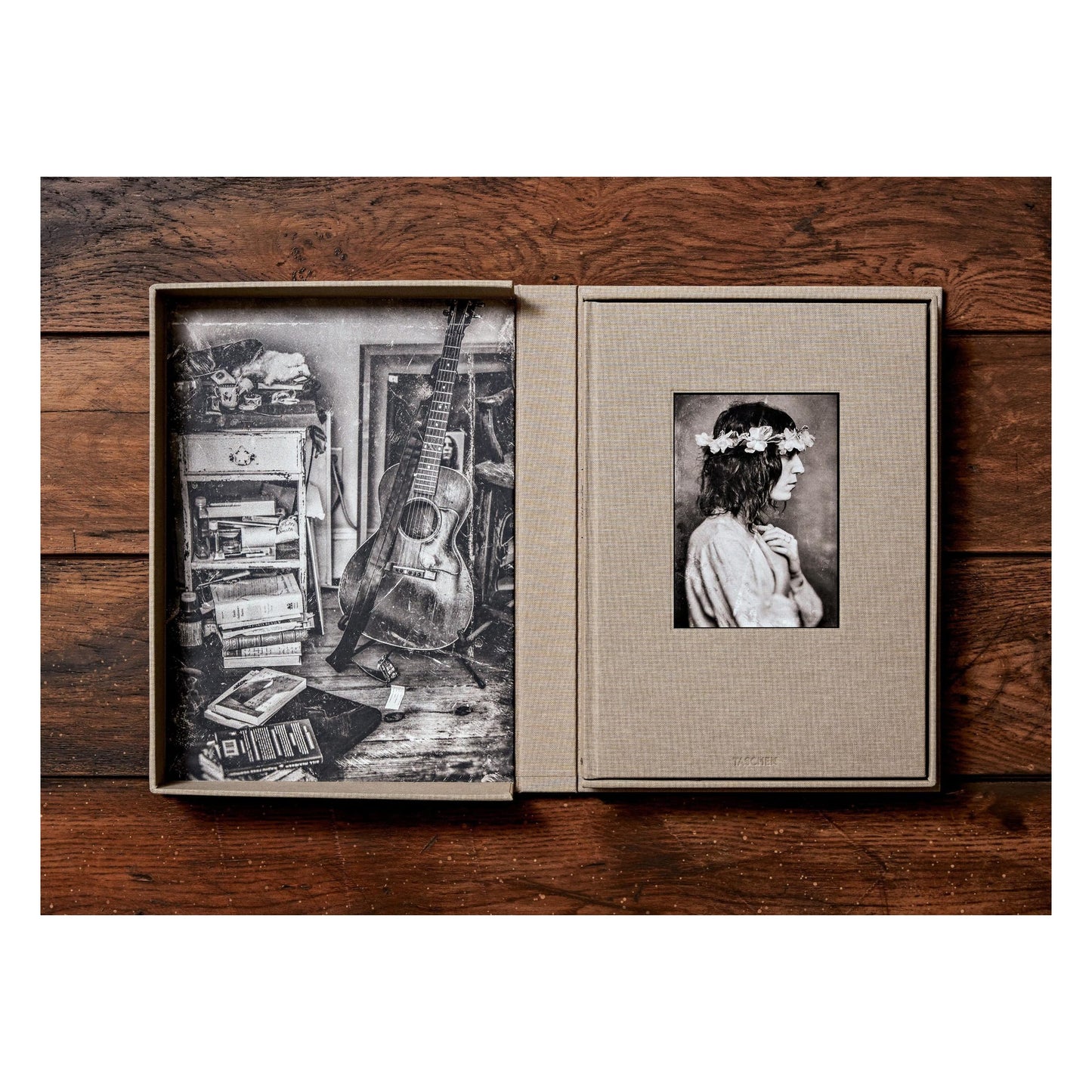 Lynn Goldsmith. Patti Smith. Before Easter After (English) (SA)