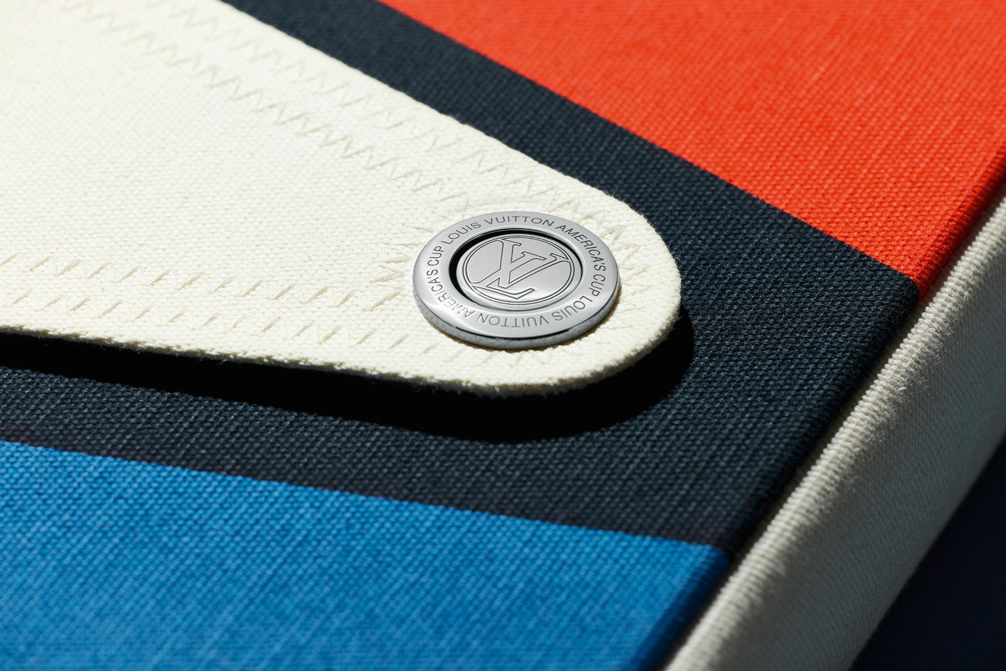 America's Cup, Marc Newson Art Edition (English) (AP)