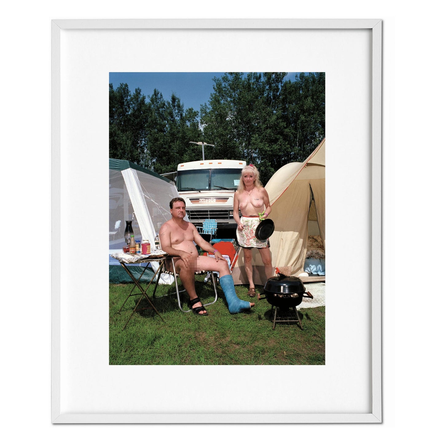 Naomi Harris. America Swings, Art Edition No. 51–100 ‘Barbecue’ (German, French, English) (SA)