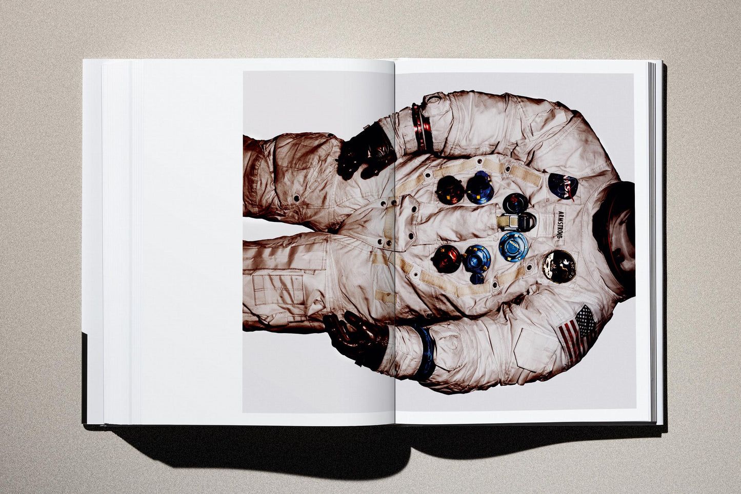 Albert Watson. Kaos. 2nd Edition. Art Edition No. 1–50, ‘Steve Jobs, Cupertino, California’, 2006 (German, French, English)