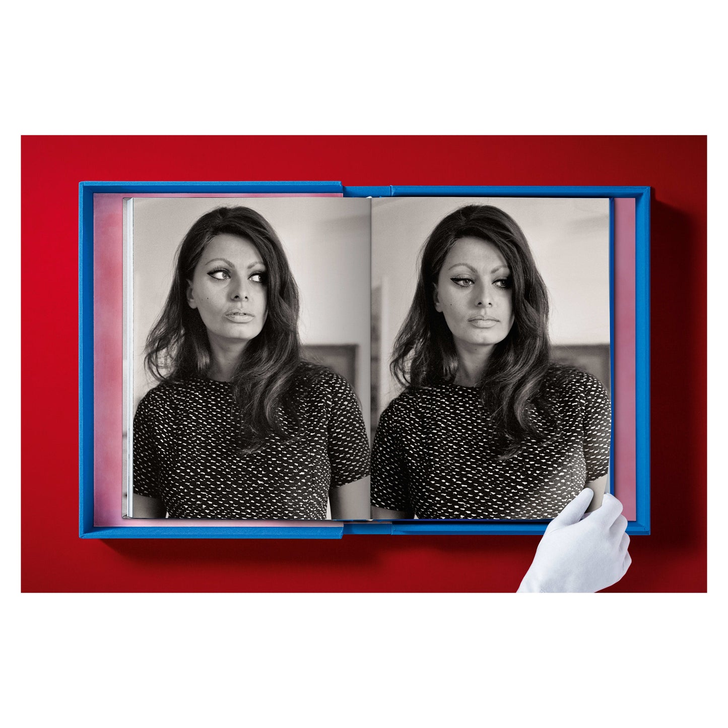 Sophia by Eisenstaedt (English)