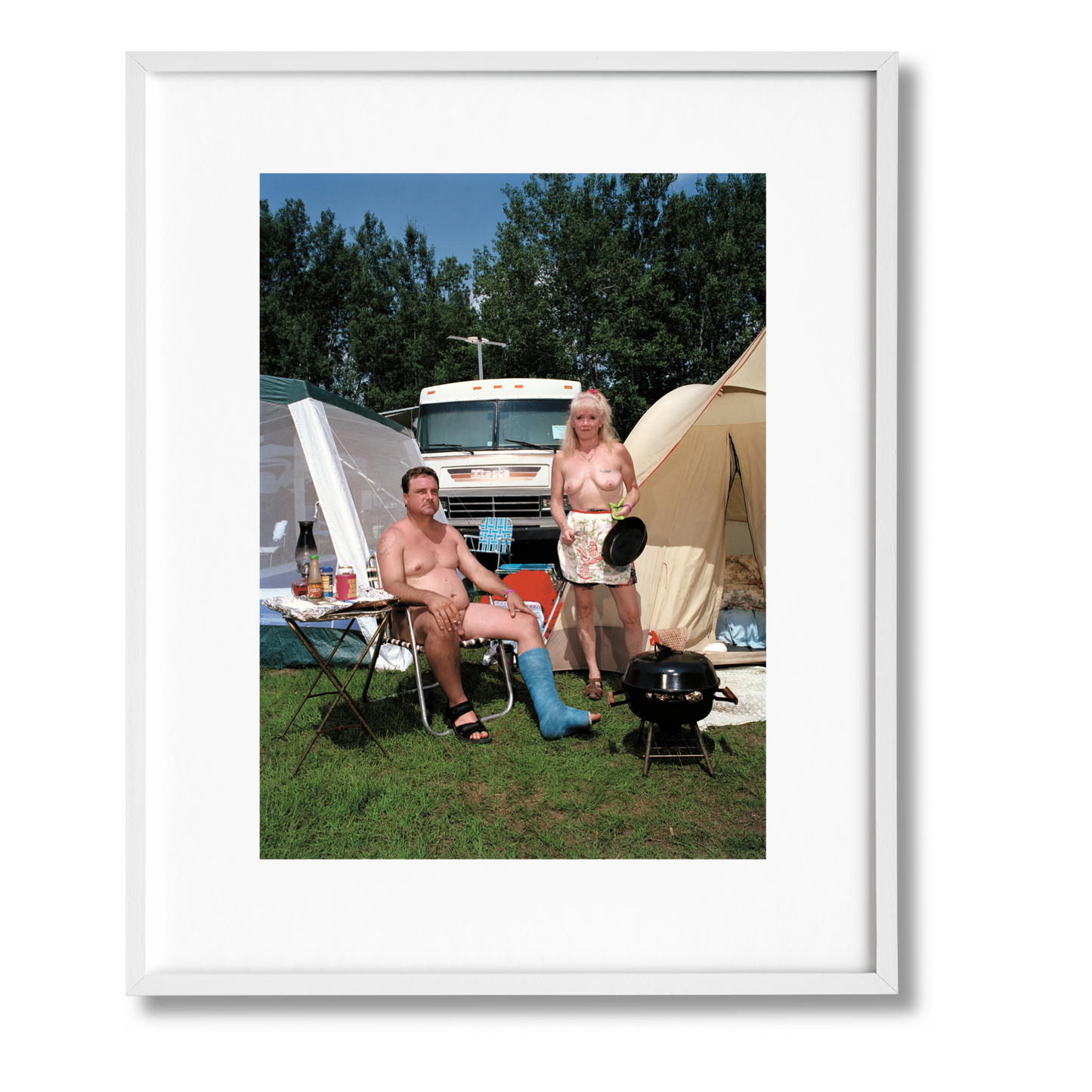 Naomi Harris. America Swings, Art Edition No. 51–100 ‘Barbecue’ (German, French, English) (SA)