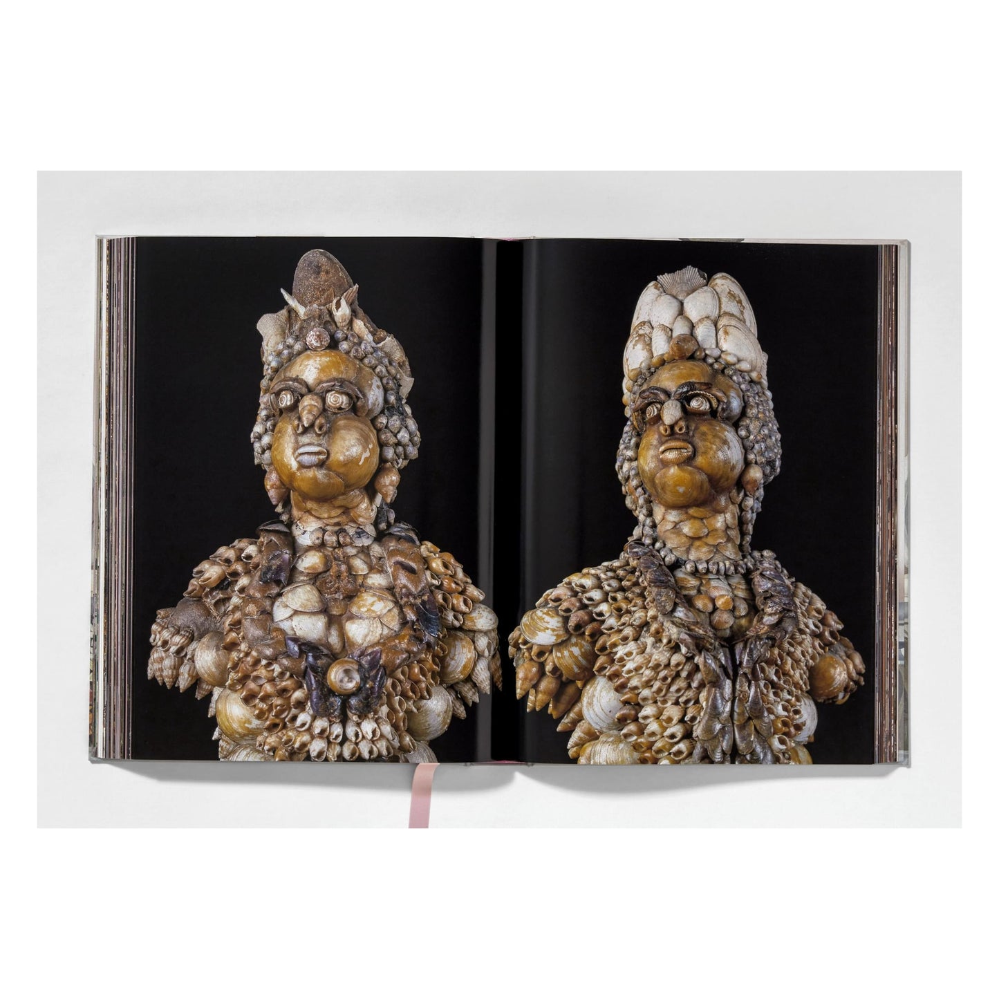 Massimo Listri. Cabinet of Curiosities (German, French, English)
