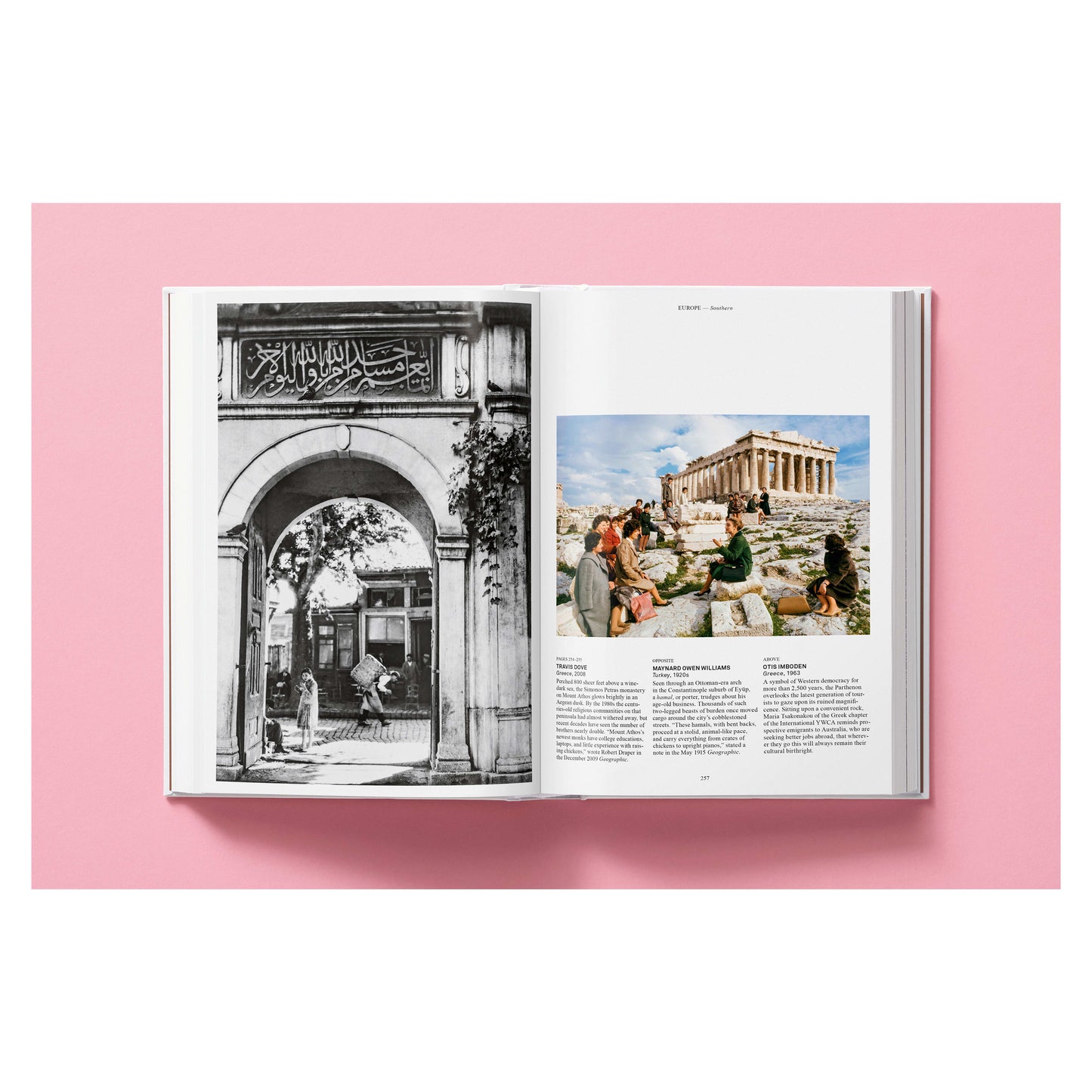 National Geographic. Around the World in 125 Years (English)
