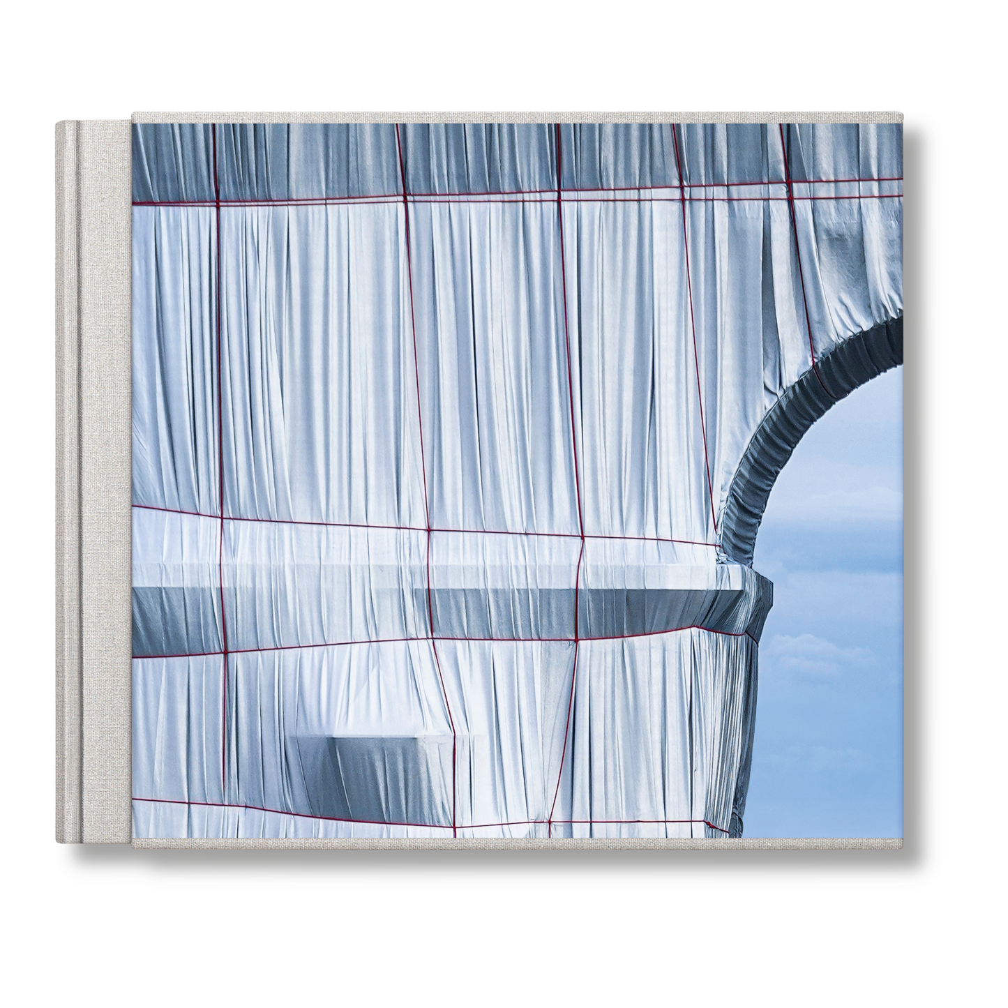 Christo and Jeanne-Claude. L'Arc de Triomphe, Wrapped, Paris (German, French, English)
