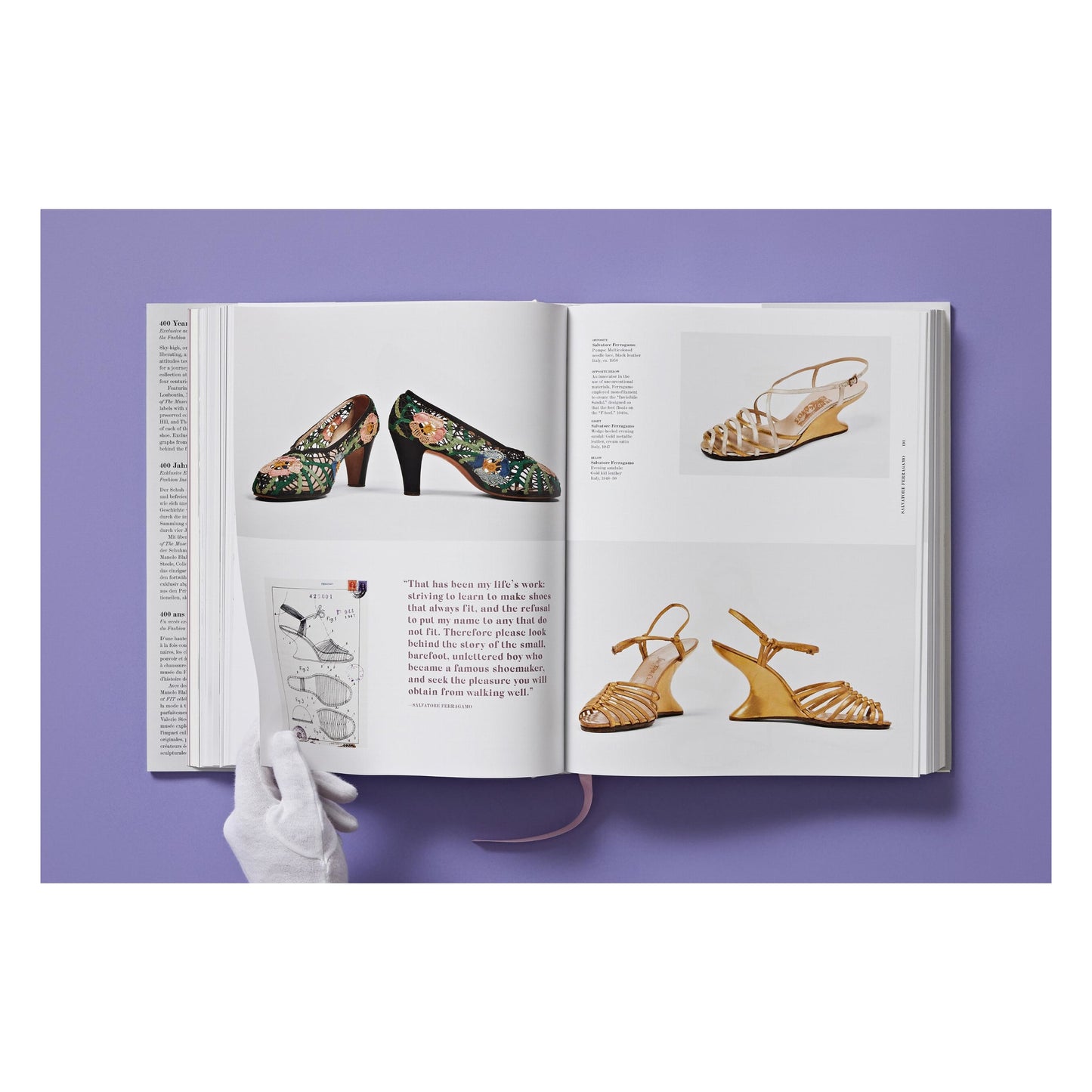 Shoes A–Z. The Collection of The Museum at FIT (German, French, English)