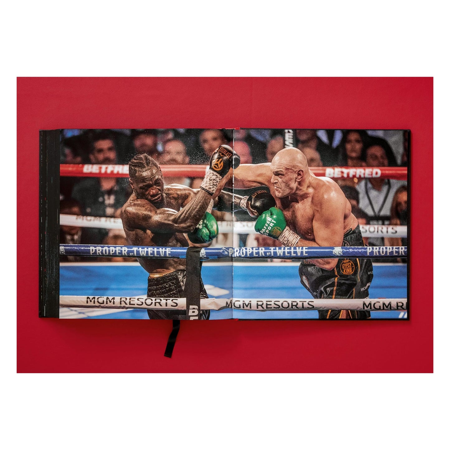 Neil Leifer. Boxing. 60 Years of Fights and Fighters (German, French, English)
