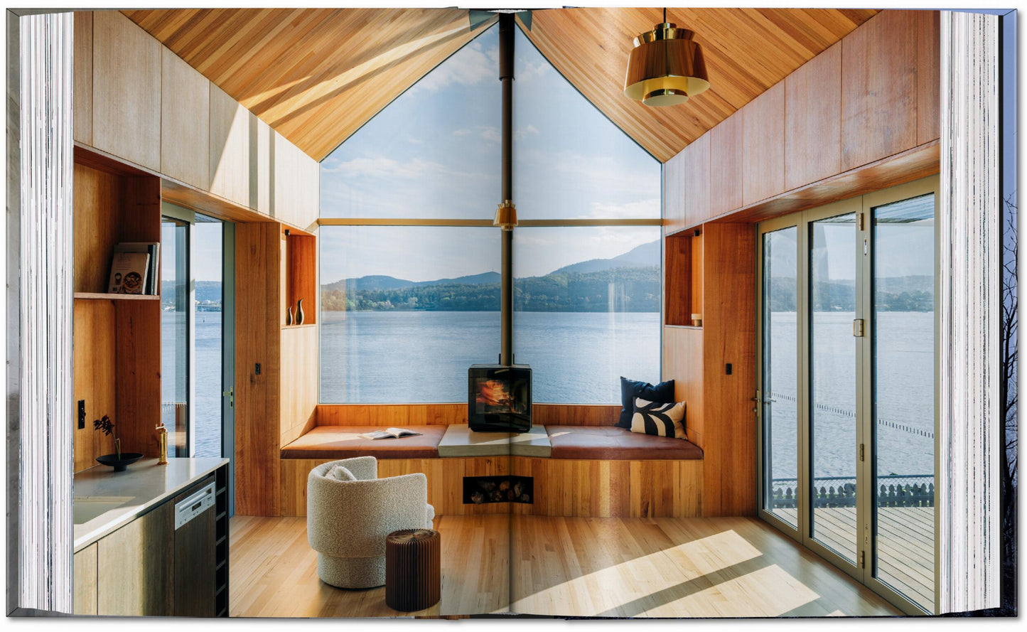 Homes For Our Time. Small Houses. 45th Ed. (German, French, English)