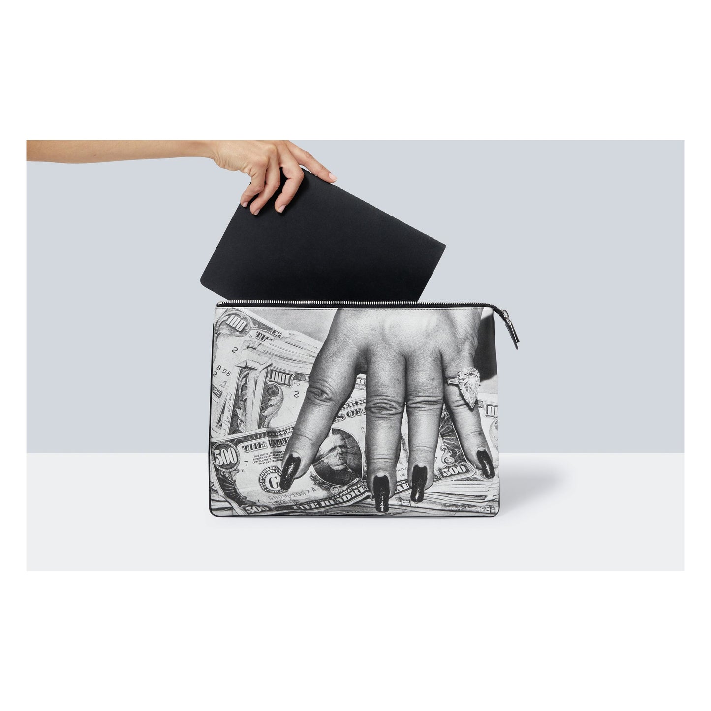 TASCHEN Pouch. Helmut Newton ‘Fat Hand and Dollars’