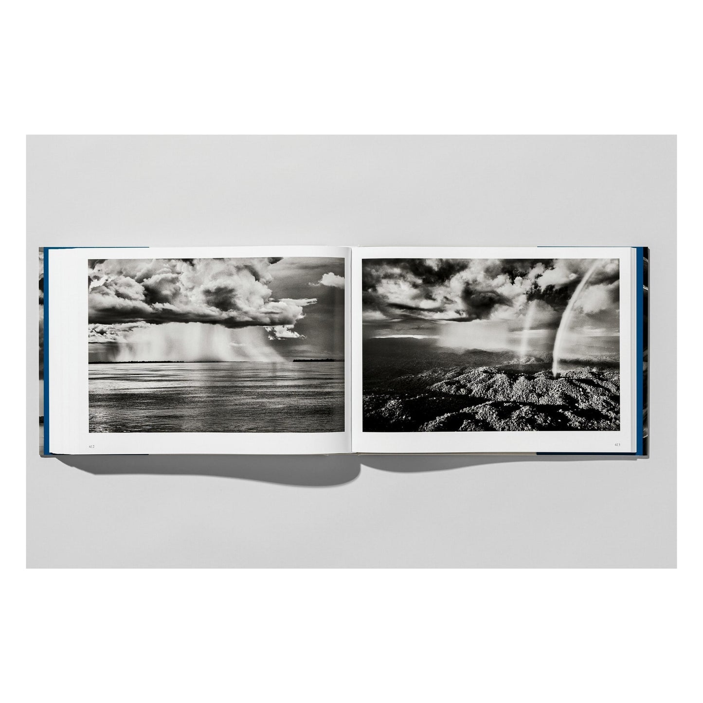 Sebastião Salgado. Amazônia (English)