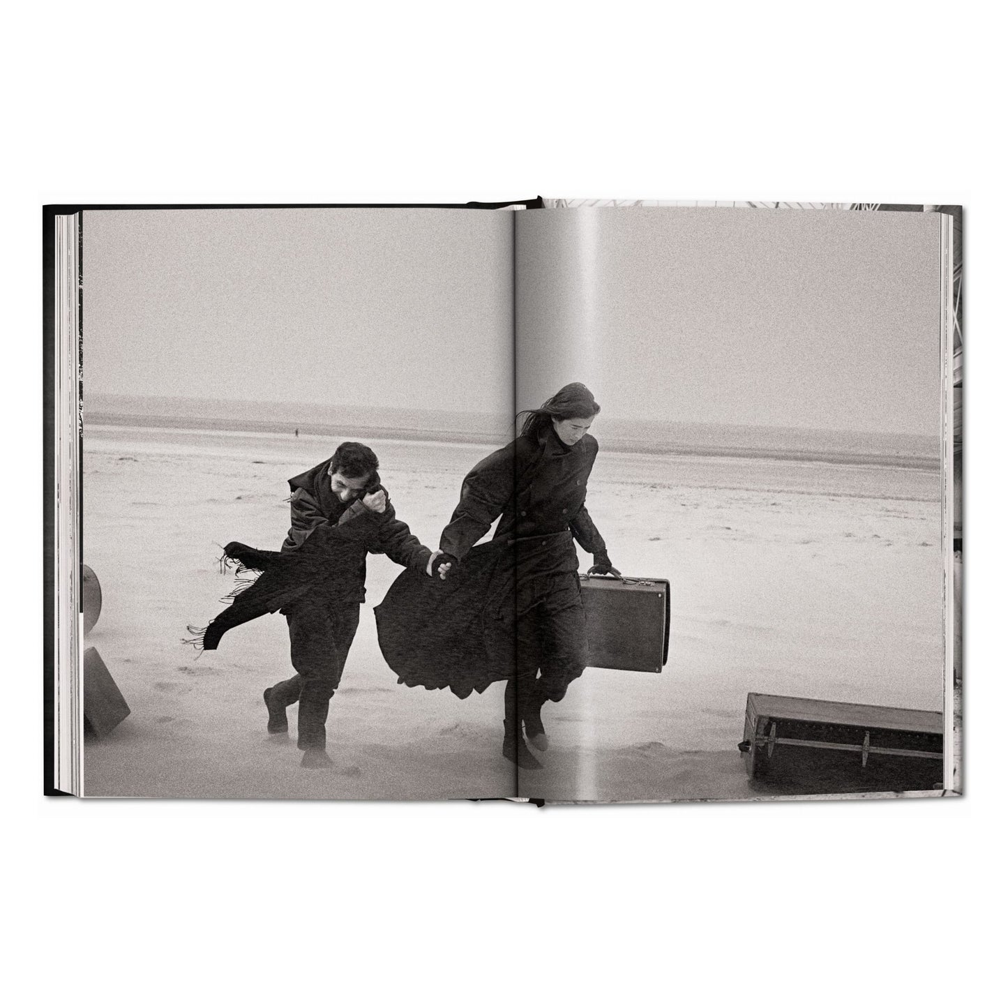 Peter Lindbergh. Azzedine Alaïa (German, French, English)