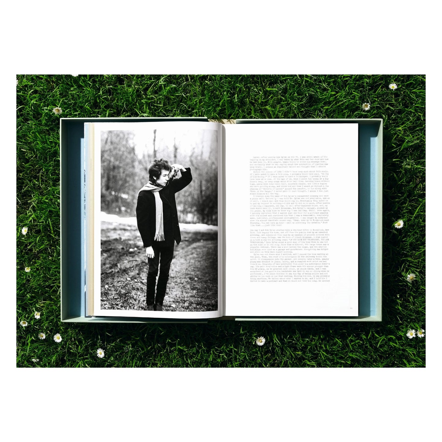 Daniel Kramer. Bob Dylan: A Year and a Day (German, French, English) (AP)