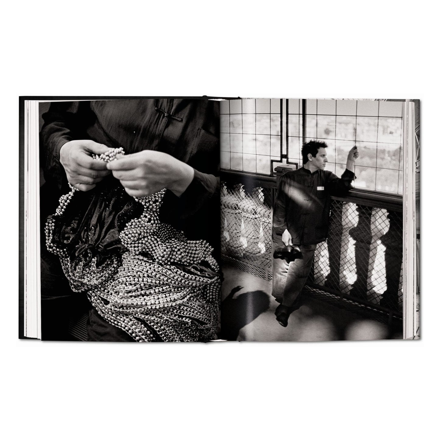 Peter Lindbergh. Azzedine Alaïa (German, French, English)