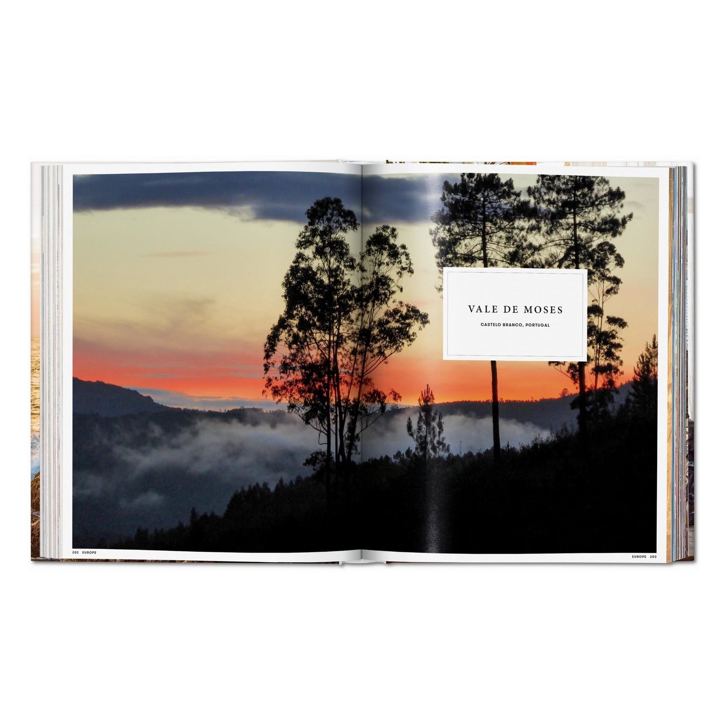 Great Escapes Yoga. The Retreat Book (Spanish, Italian, Portuguese)